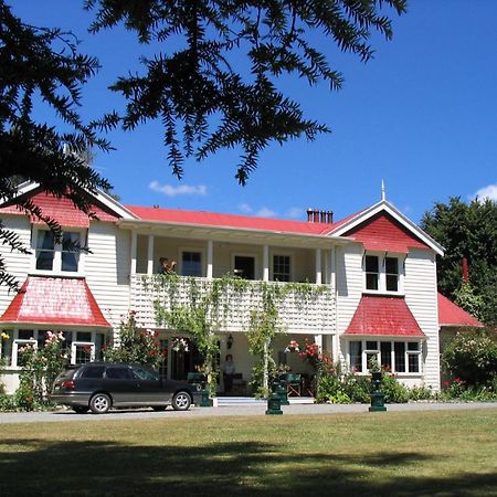 ماسترتون Llandaff Country Residence المظهر الخارجي الصورة
